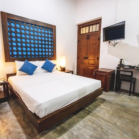 Thambu Illam Hotel Jaffna Exterior foto