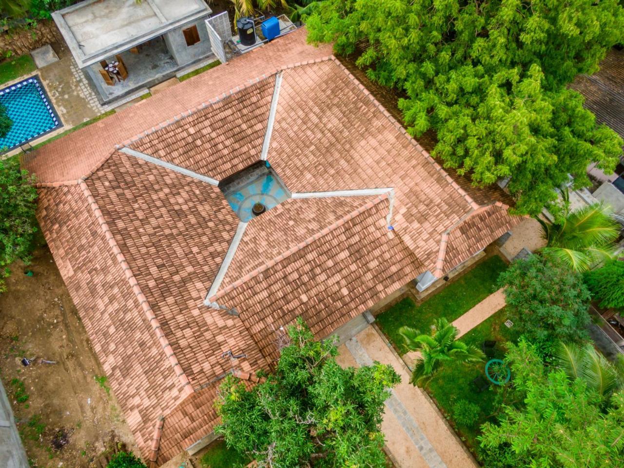 Thambu Illam Hotel Jaffna Exterior foto