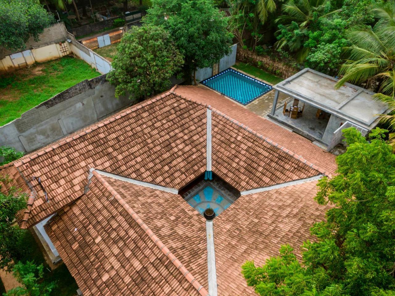 Thambu Illam Hotel Jaffna Exterior foto