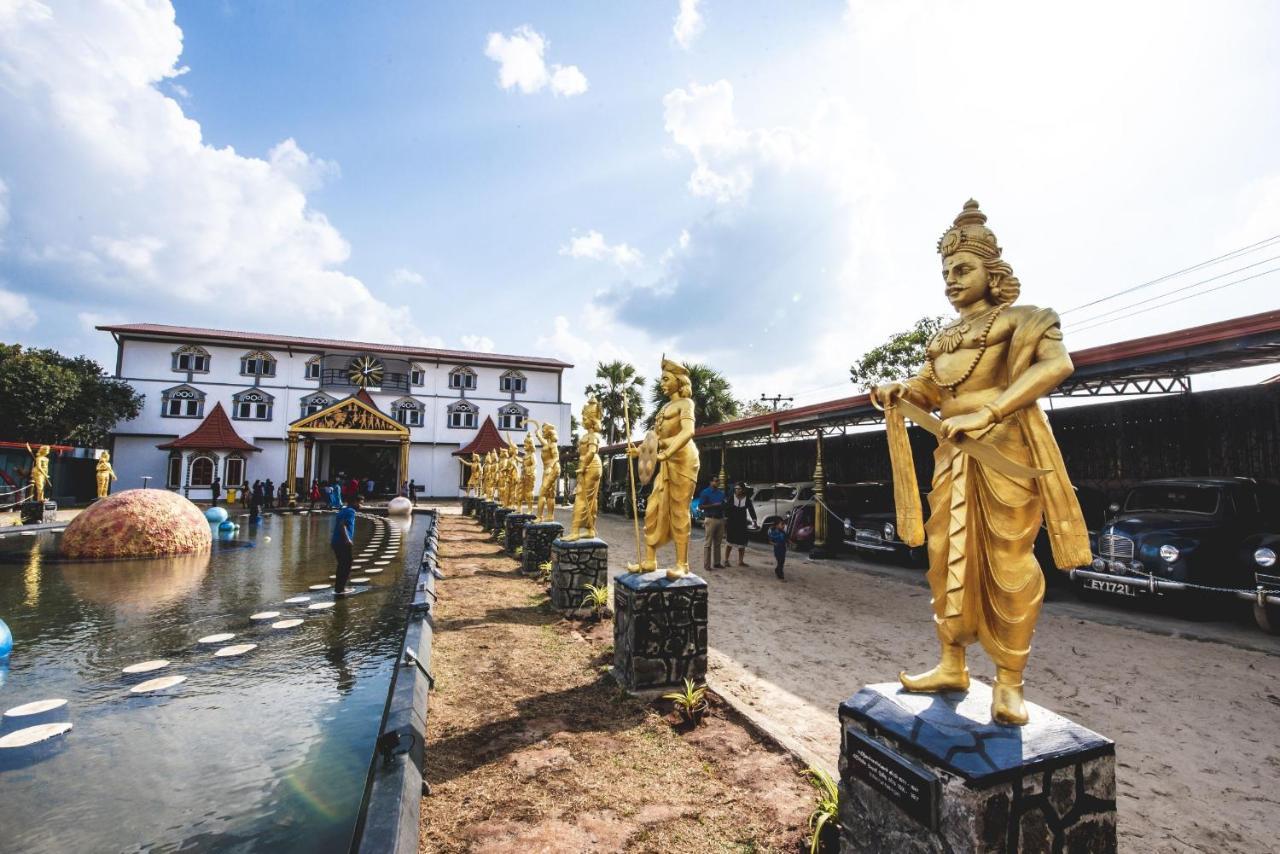 Thambu Illam Hotel Jaffna Exterior foto