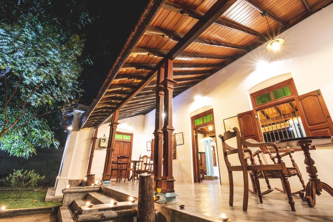 Thambu Illam Hotel Jaffna Exterior foto